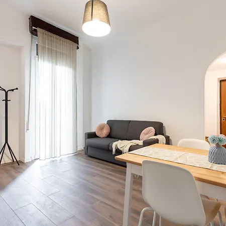 Beplace Apartments In Fiera Milan Exterior photo