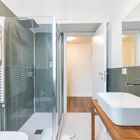 Beplace Apartments In Fiera Milan Exterior photo