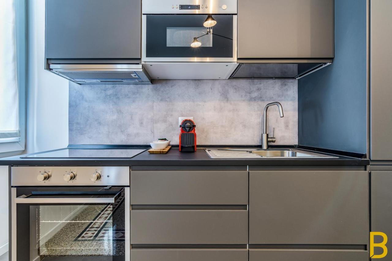 Apartment Beplace In Fiera Milan