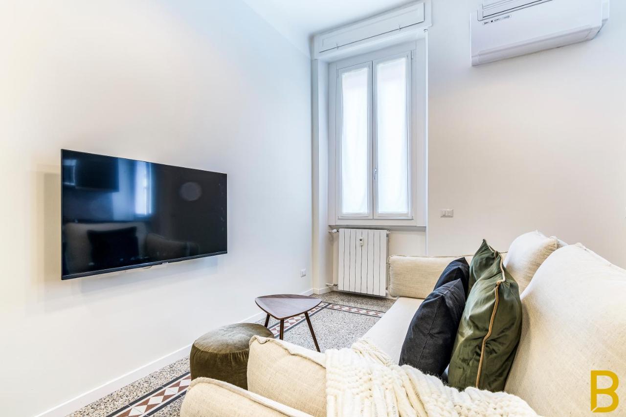 Apartment Beplace In Fiera Milan
