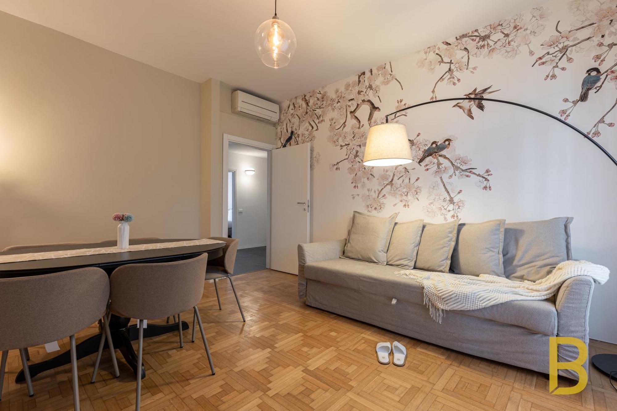 Apartment Beplace In Fiera Milan